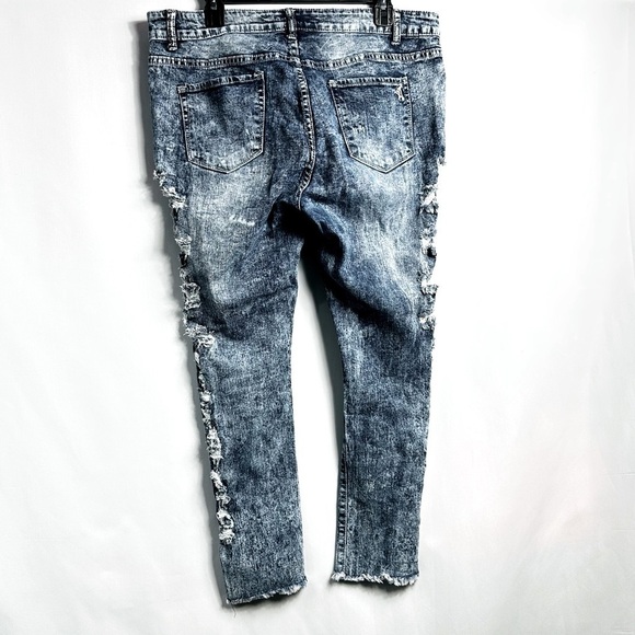VIP Jeans Sz 17/18 Acid Wash Blue Denim Distressed Skinny Jeans w/ Side Cutouts - Picture 2 of 8